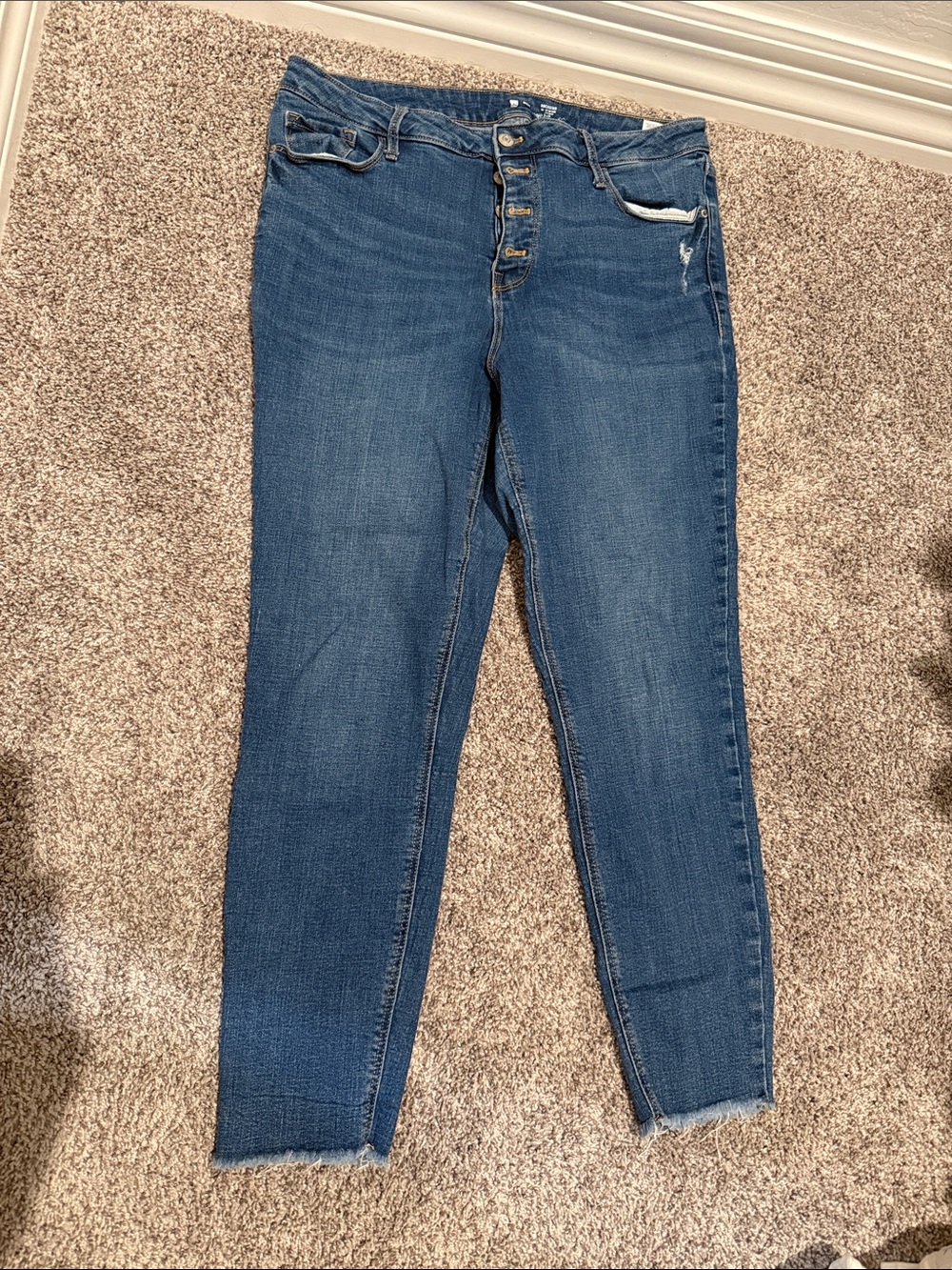 Old Navy Women's Ankle Skinny Jeans in Blue